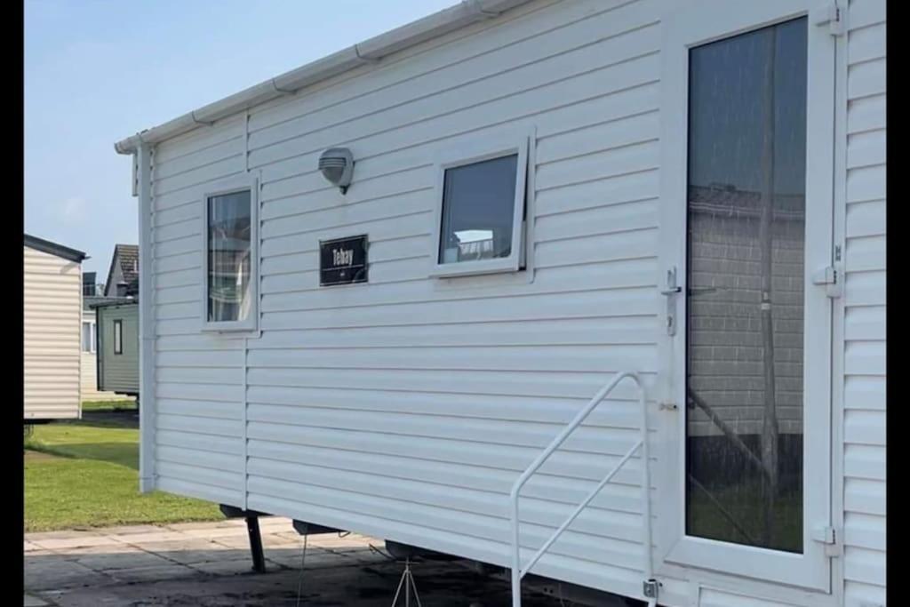 Hotel Whitehouse Leisure Park Kinmel Bay Exteriér fotografie